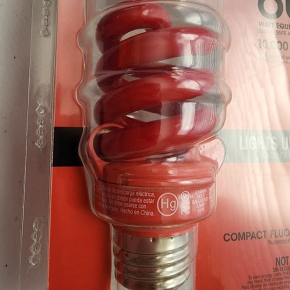 TCP 60W Equivalent Bug Light Compact Fluorescent Light Bulb Spiral. - Picture 3 of 6